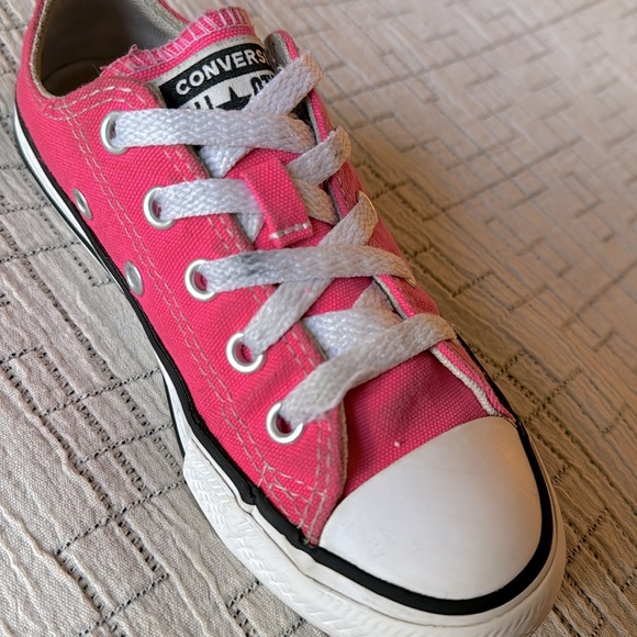 Converse - Picture 5 of 11